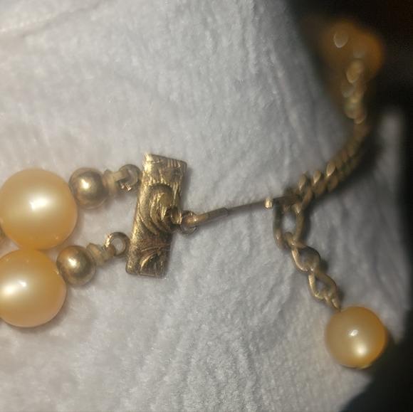 Unique vintage 2 strand choker style necklace. - Picture 4 of 6